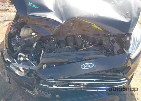 2015 Ford Focus Titanium from USA, damaged, VIN 1FADP3J25FL372557